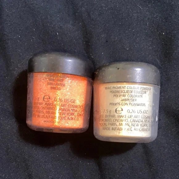 MAC Cosmetics Vibrant Orange and Silver Pigment Duo - Picture 3 of 3